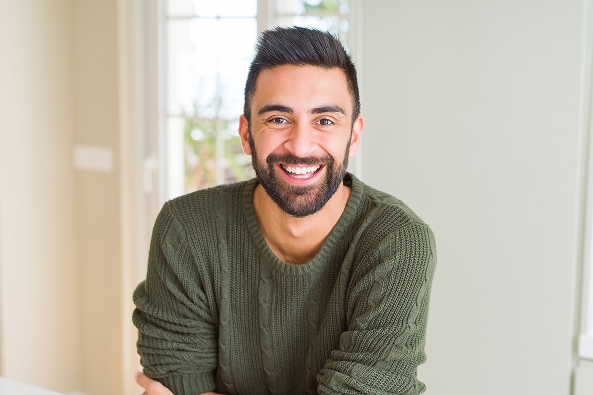 Cirugia Hombre Sonriendo