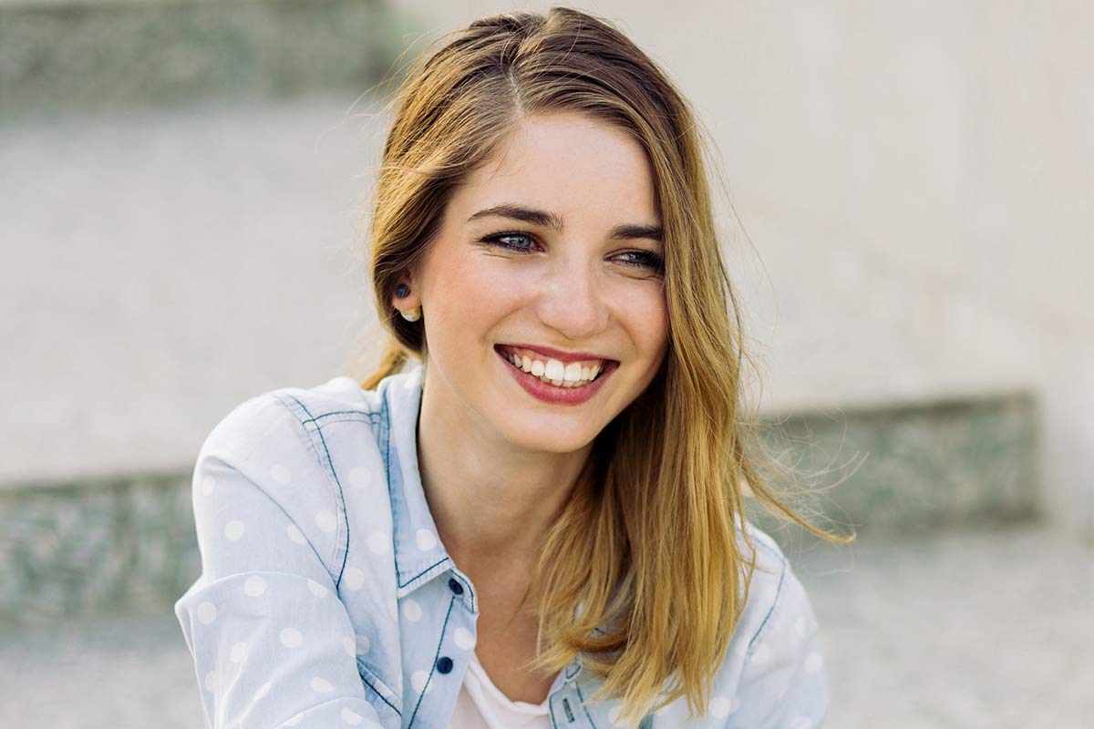 Estetica Mujer Sonriendo